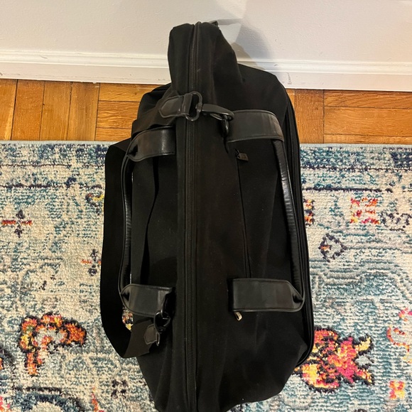 Beis Weekender Tote - Picture 5 of 9